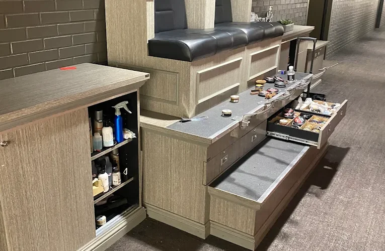 A Shoe Shine & Repair