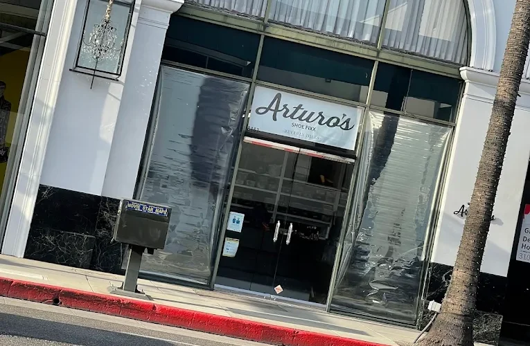 Arturo's Shoe Fixx